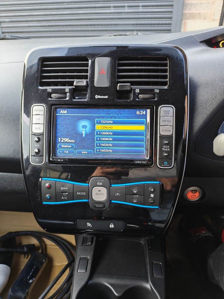Nissan, LEAF, Hatchback, 2015, Other, 1 (cc), 5 doors