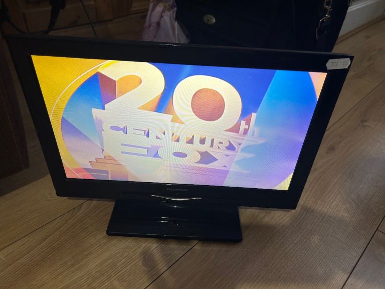 Superslim 12 volt 16 inch LED  tv with dvd player , hdmi  , freeview   USB - 12v - small and compact