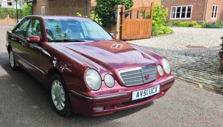 Automatic. A Classic Mercedes-Benz E-Class. E280 Elegance. 2.8 V6. 2001 - Petrol - 4 door - Saloon.