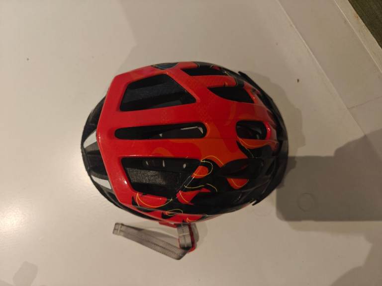 Kids bike helmets x 3 (specialized) 