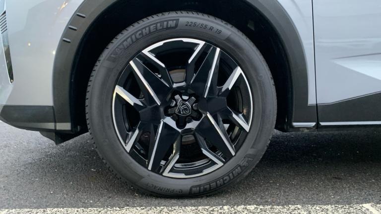 2025 Peugeot 3008 1.2 HYBRID GT SUV 5dr Petrol Hybrid e-DSC6 Euro 6 (s/s) (136 ps) SUV Hybrid Aut...