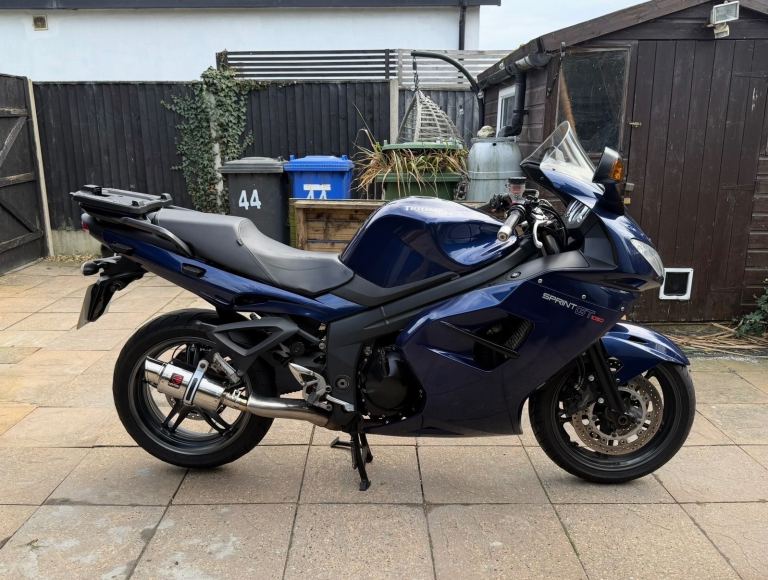 Triumph Sprint GT 1050 