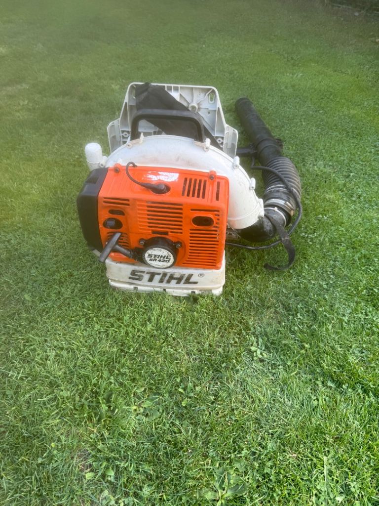 Stihl Leaf Blower/Vacuum – Good Condition