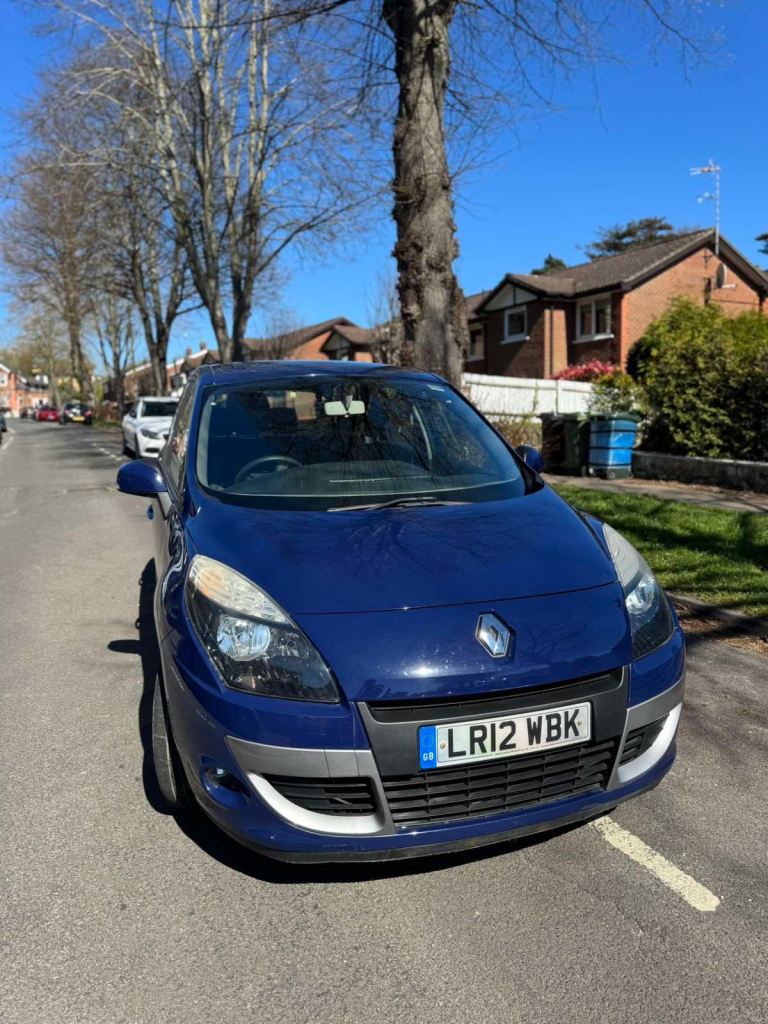 Renault scenic 2012 