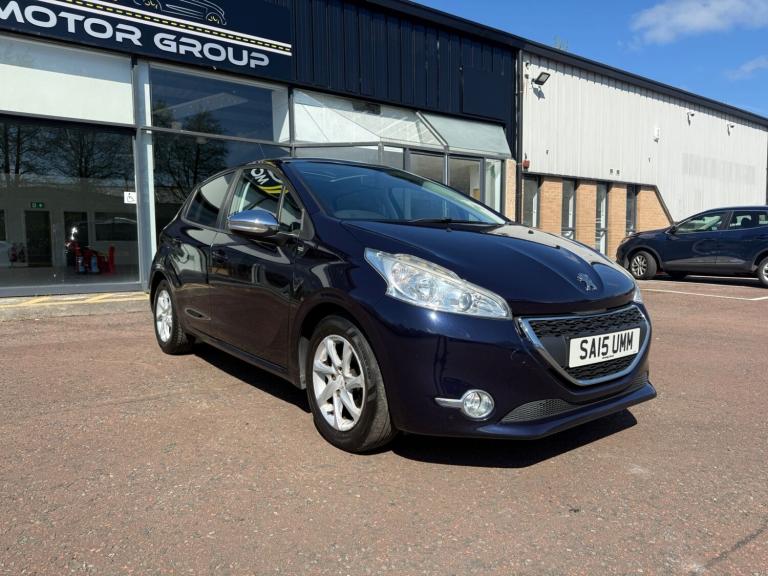 2015 Peugeot 208 1.2 VTi Style 5dr HATCHBACK Petrol Manual
