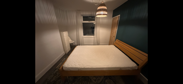 Room for professional in York - private bathroom