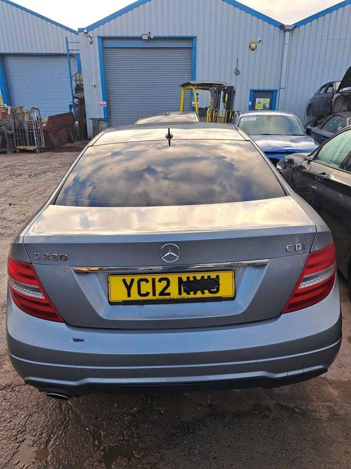  MERCEDES BENZ C CLASS C220 CDI AMG SPORT C204 DISMANTLING PARTS SUSPENSION WING DOOR MIRROR