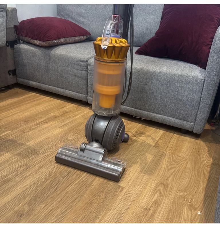 DYSON DC40 MK1 1100 WATTS VACUUM NEW FILTERS NEW VALVE NEW TOOLS