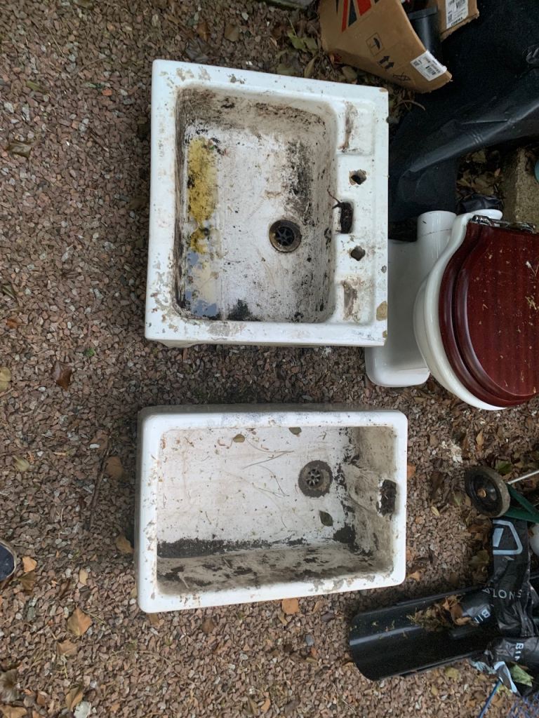 Belfast sinks in planters