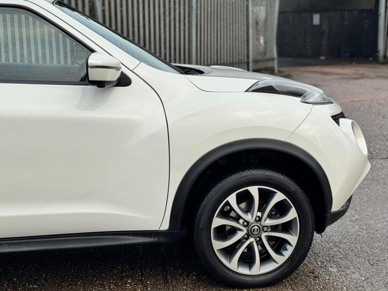 2018 Nissan Juke 1.6 [112] Tekna 5dr [Bose] HATCHBACK PETROL Manual