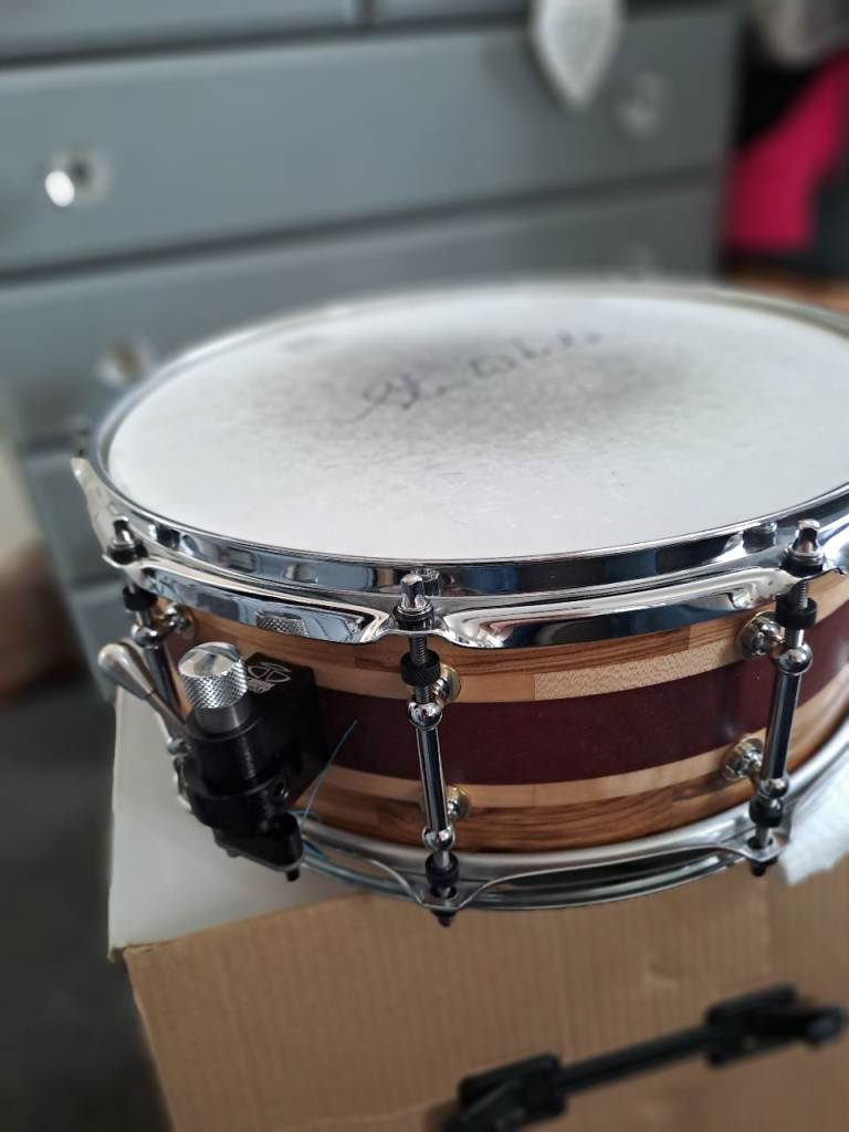 Steve white snare drum