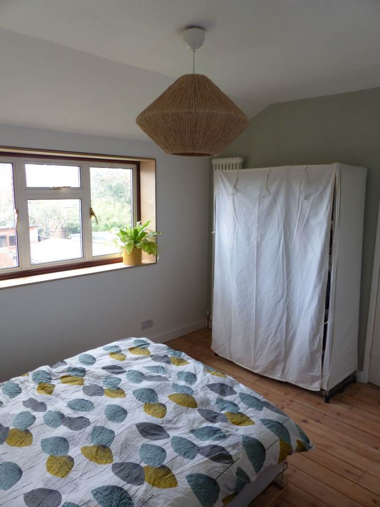 double room to rent in a three bed house