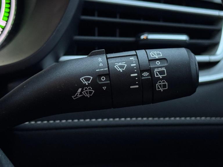 2022 MG MG5 61.1kWh Exclusive Long Range Auto 5dr ESTATE Electric Automatic