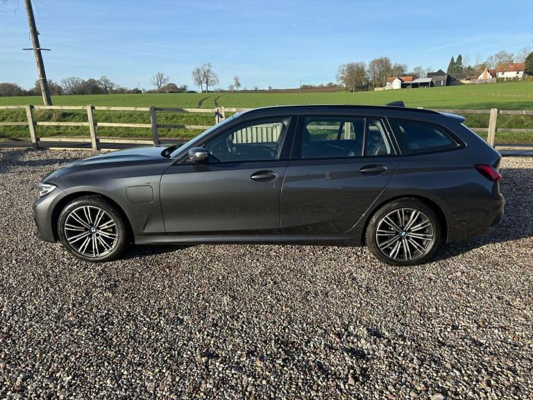 2021 BMW 3 Series 330e M Sport 5dr Step Auto ESTATE PETROL/ELECTRIC Automatic