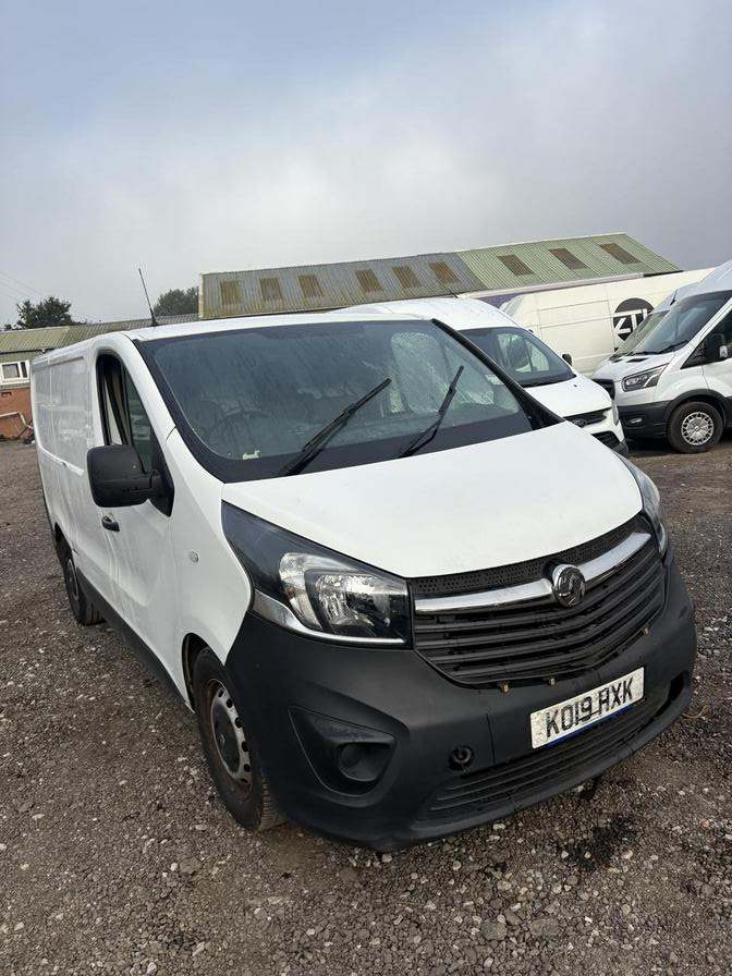 Vauxhall Vivaro Vivaro  2700 CDTI (white) 2019