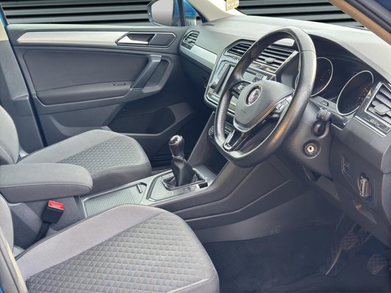 2016 Volkswagen Tiguan 2.0 TDi 150 SE Nav 5dr ESTATE Diesel Manual