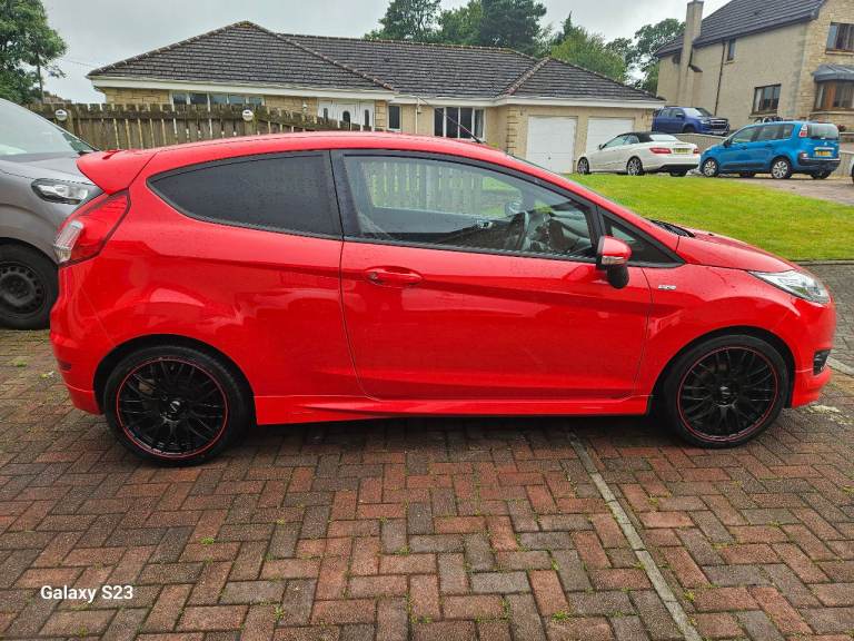 FIESTA ST-LINE 3DR, READ ADVERT