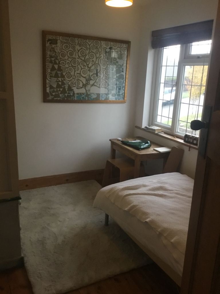 Room available in lovely Brighton home, free parking