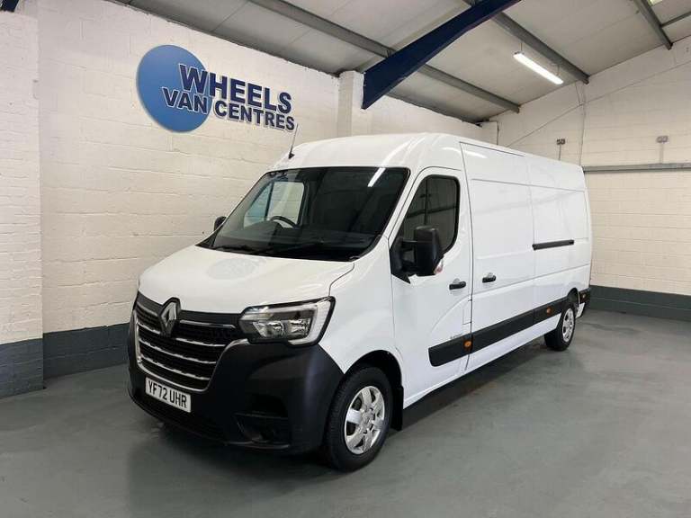 2023 Renault Master Master 2.3 dCi 35 Business+ FWD LWB Medium Roof Euro 6 4dr Panel Van Diesel M...