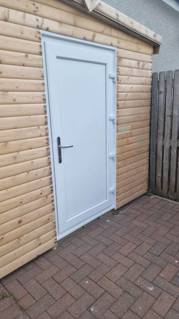 Summer house or beauty room 