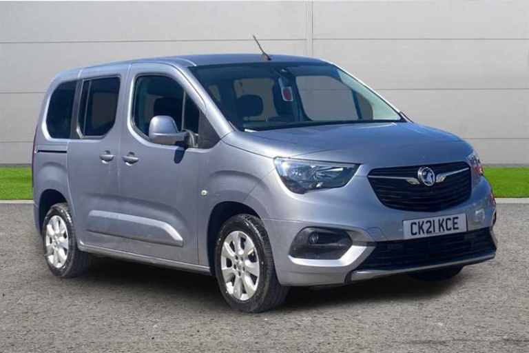 2021 Vauxhall Combo Life 1.5 TURBO D 130 SE 5DR MPV Diesel Manual