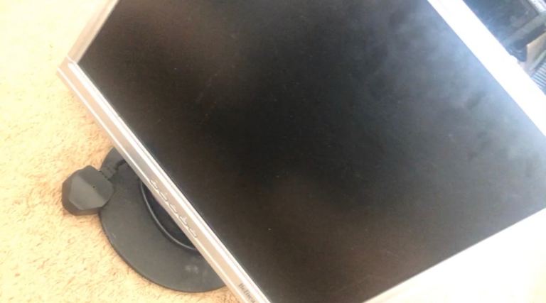 2 Belinea monitors 