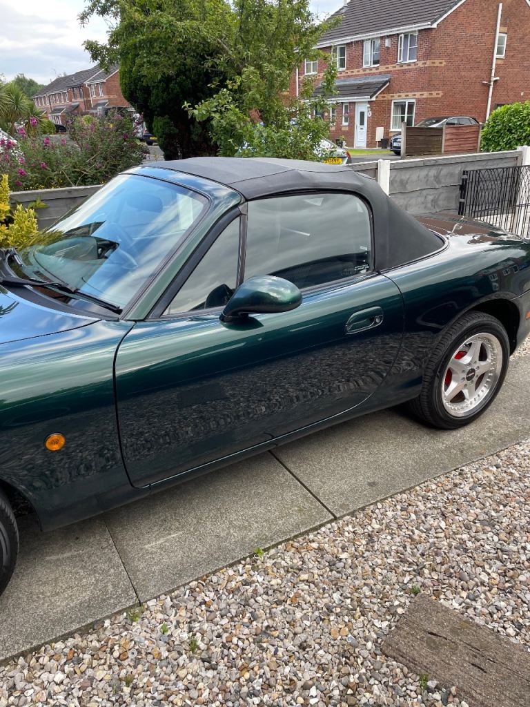 Mazda, MX-5, Convertible, 2001, Other, 1839 (cc), 2 doors
