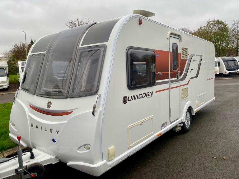 2016 Bailey Unicorn 3 Vigo. 4 berth. Single Axle, Pre-owned touring caravan.