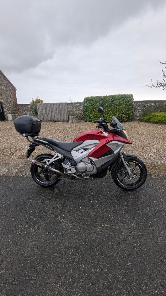 2011 Honda crossrunner 800 