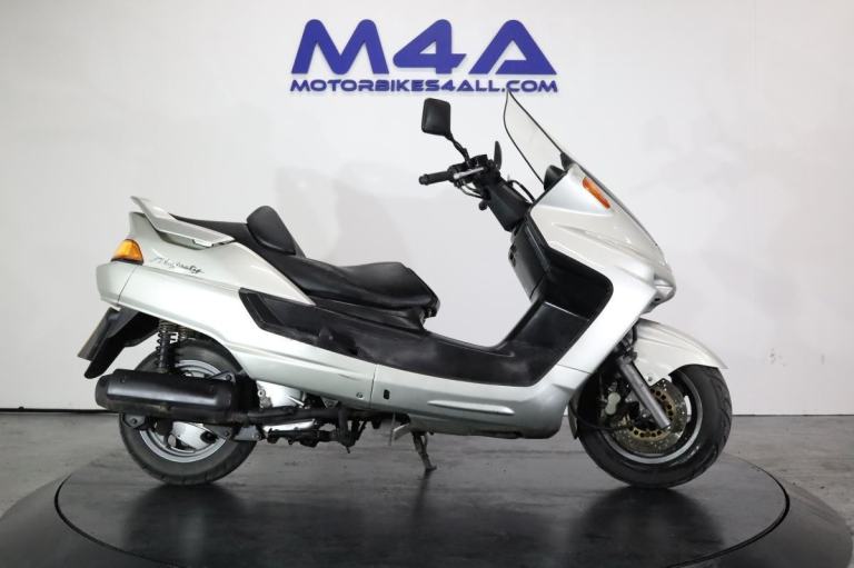YAMAHA YP250 YP 250 MAJESTY 250 2000