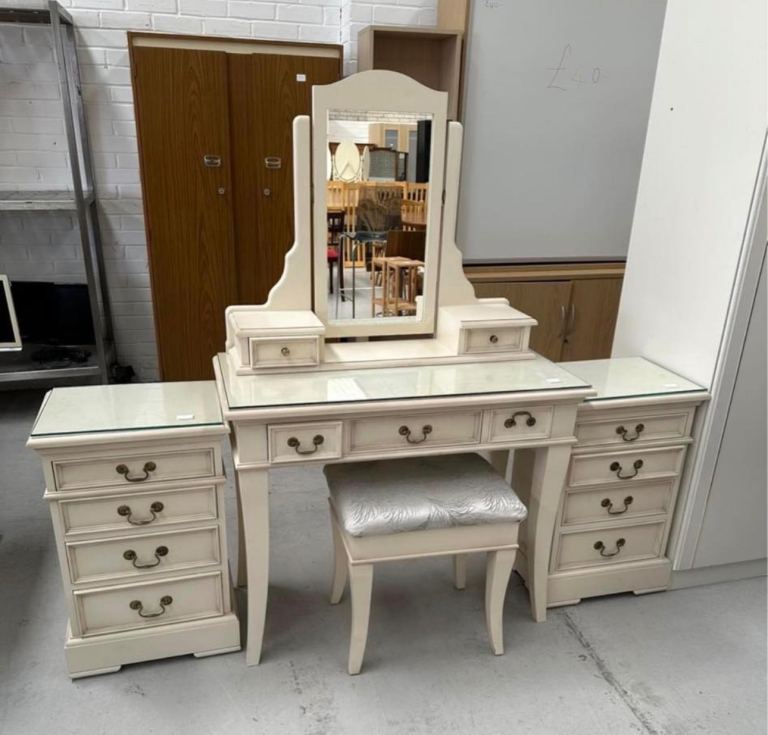 Vintage dressing table
