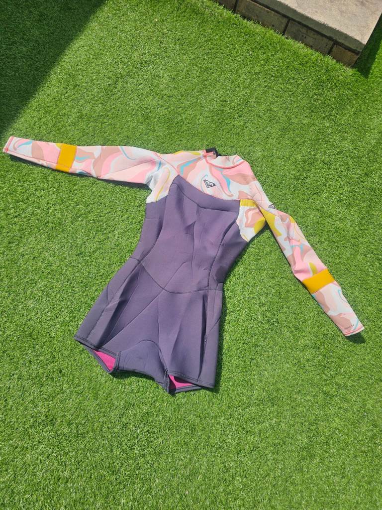 Roxy girls / womens short wetsuit 