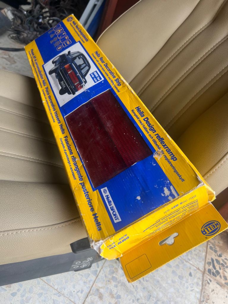 Bmw E 30 for Facelift rear panel NOS!!