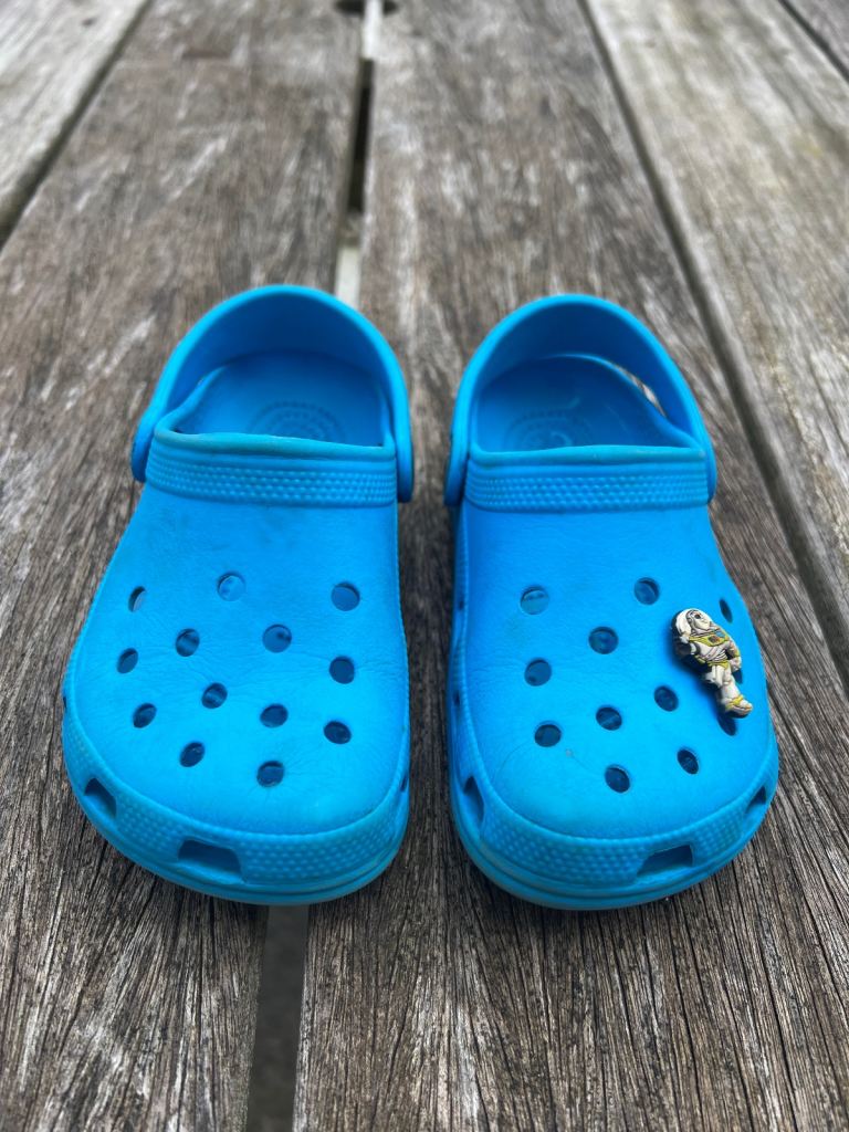 Toddler Classic Clog Crocs - size Uk8-9/EU24-25