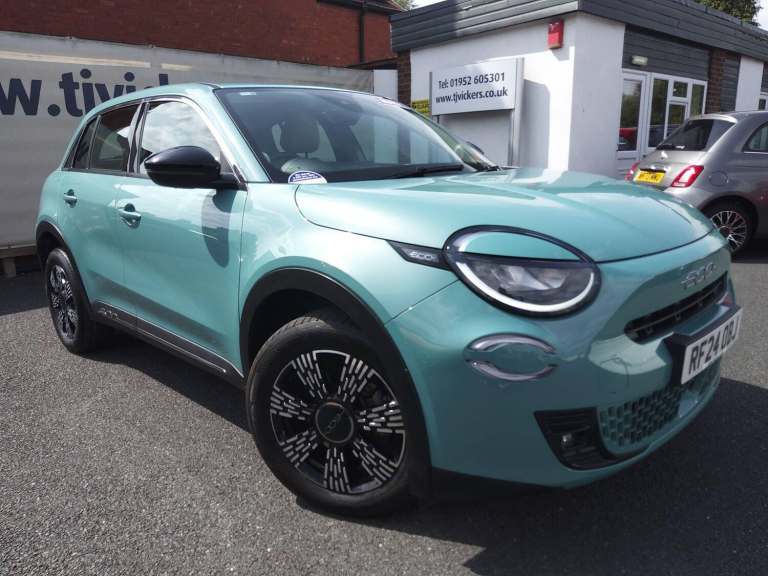 2024 Fiat 600 1.2 Hybrid 48V 5dr eDCT-6 HATCHBACK PETROL Automatic