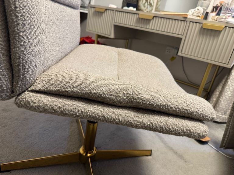 Swivel Boucle office chair beige/gold