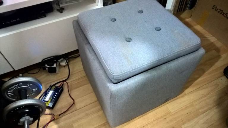 Grey Puff / Ottoman.