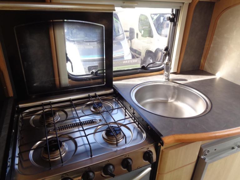 Ace Capri 2 Berth Fiat Ducato DIESEL MANUAL 2005/P