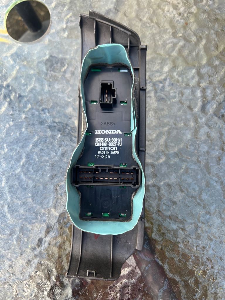 HONDA JAZZ MK2 2005 DRIVERS SIDE ELECTRIC WINDOW CONTROLLER 