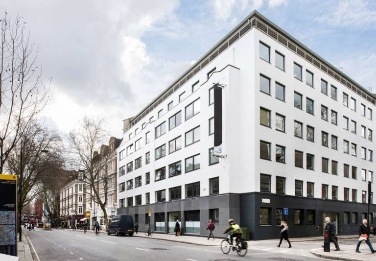 Offices to rent in *Chancery Lane*. Office Spaces for 5 to 200 desks WC1
