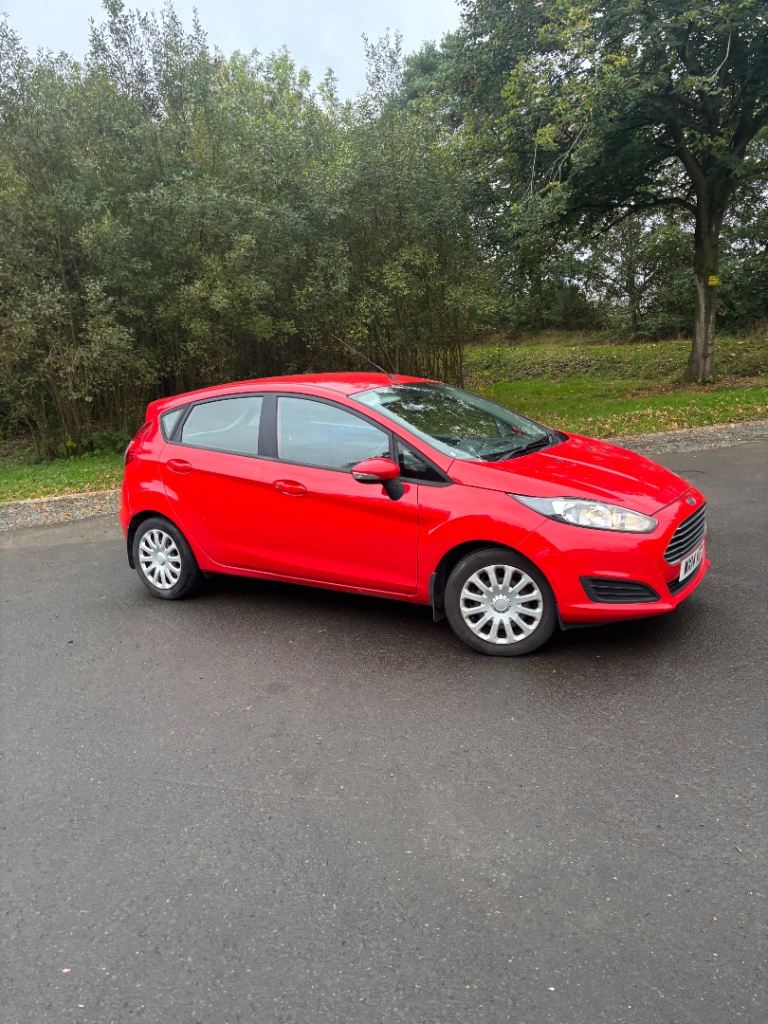 Ford, FIESTA, Hatchback, 2014, Manual, 1241 (cc), 5 doors