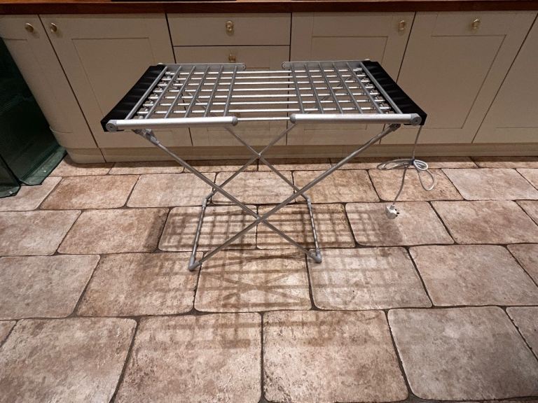 Heated Clothes Drying Rack - Silver, Good Condition