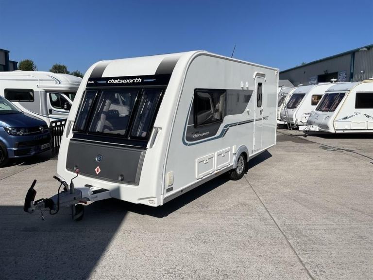 2015 Elddis Chatsworth 462 2 Berth End Washroom Caravan  Lightweight