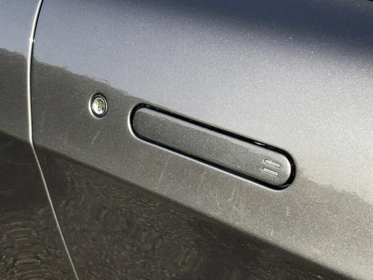 2013 Aston Martin Vantage 2dr [420] (Stored professionally for the past 10 years and MOT'd yearly...