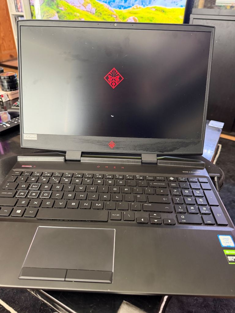 HP Omen 15.6 Inch i5 8GB 1TB 256GB GTX1650 Gaming Laptop