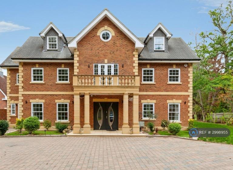 7 bedroom house in Windsor Road, Ascot, SL5 (7 bed) (#2998955)