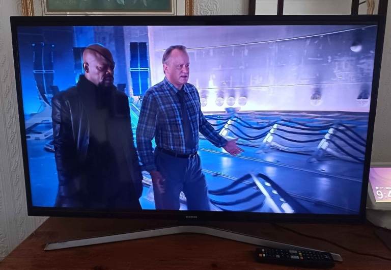 Samsung 40" 4k UHD Smart TV