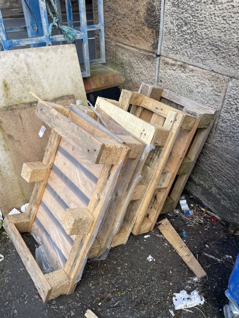 Pallets free