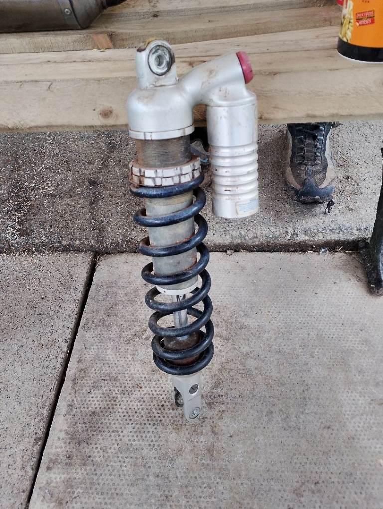 Husquvarna te250 shocker