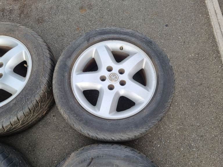 Vauxhall Omega CD 16 Inch Alloy Wheels